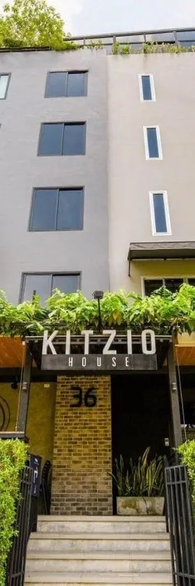 Kitzio House Hotel Huai Kwang，位于占那县的酒店