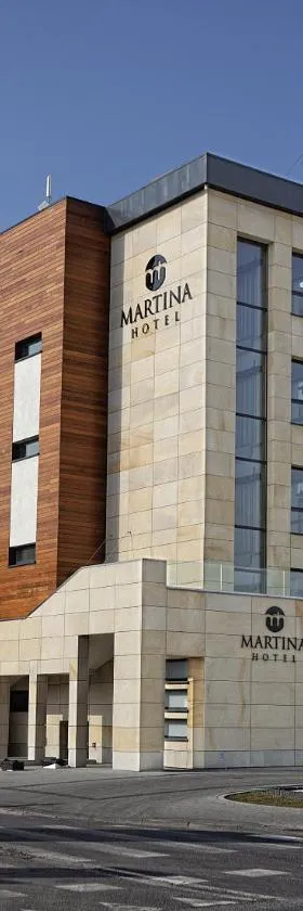 Hotel Martina，位于日宁的酒店