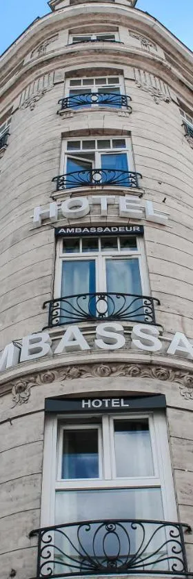 HOTEL AMBASSADEUR，位于里尔的酒店