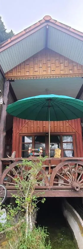 Baan Thabthong Homestay (บ้านทับทอง โฮมสเตย์)，位于Ban Pak Nam的酒店