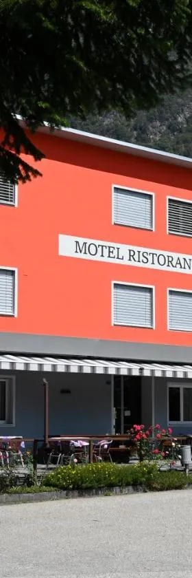 Motel Afia，位于Cama的酒店