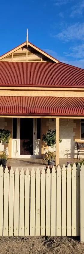 Sunset Ridge Accommodation -Rockville Homestead，位于Hawker的酒店
