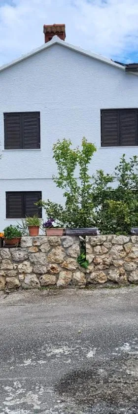 Apartments with a parking space Zdrelac, Pasman - 8514，位于泽德瑞拉克的酒店