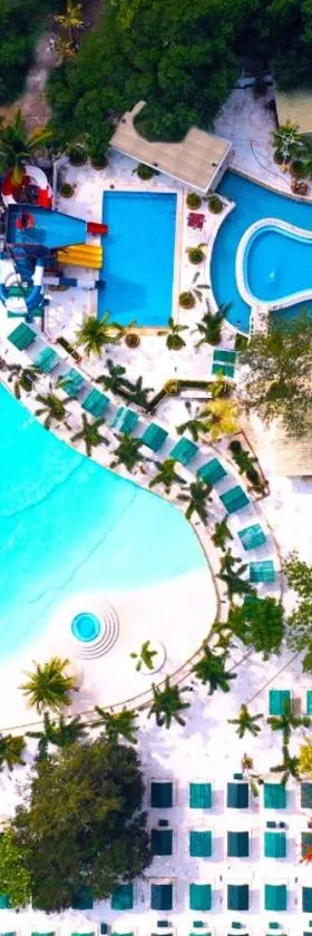 Villa Excellance Beach and Wave Pool Resort，位于Postema的酒店