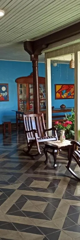 Hostal Harvest House，位于莱昂的酒店