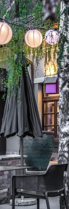Jankovich Hotel，位于Rácalmás的酒店