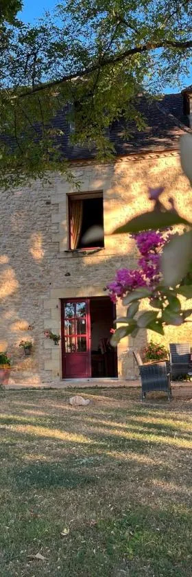 roquebrune，位于Saint-Alvère的酒店