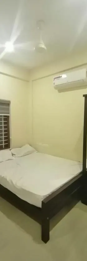 Queens Residency，位于德里久尔的酒店