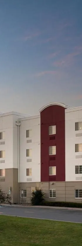 Candlewood Suites Watertown Fort Drum by IHG，位于Evans Mills的酒店