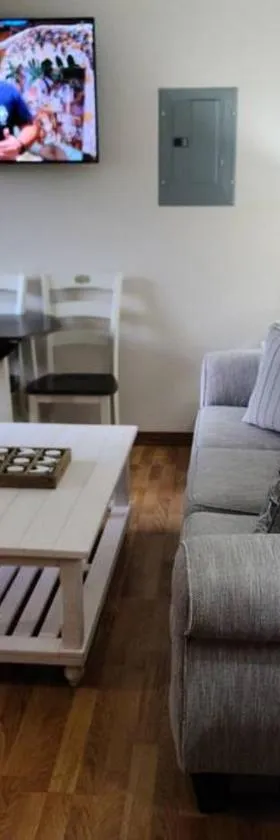 Milk Hand House.. Peaceful 1 bedroom cabin，位于哈蒙德的酒店