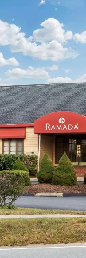 Ramada by Wyndham Groton Mystic，位于格罗顿的酒店
