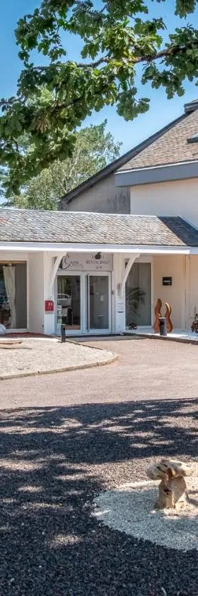 Hôtel Causse Comtal Rodez, The Originals Relais，位于Gages-le-Haut的酒店