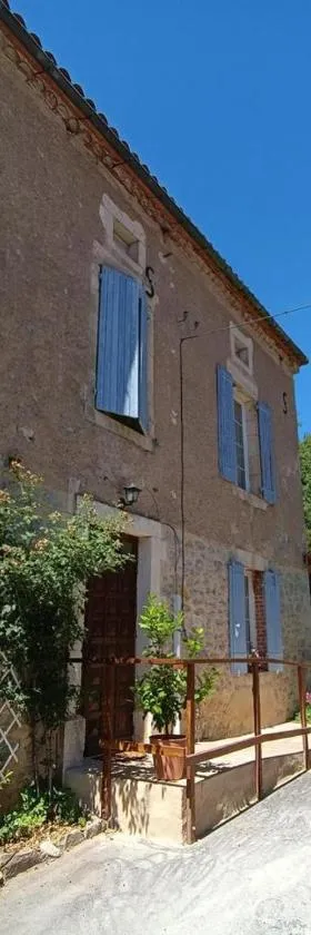 Maison sur le Lot，位于Saint-Vincent-Rive-dʼOlt的酒店