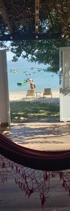 Casa de praia Ponta dos Ganchos de Fora，位于塞尔苏拉穆斯州长镇的酒店