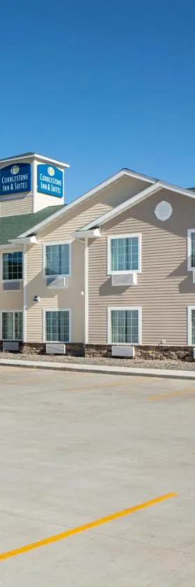 Cobblestone Inn & Suites - Pine Bluffs，位于Pine Bluffs的酒店