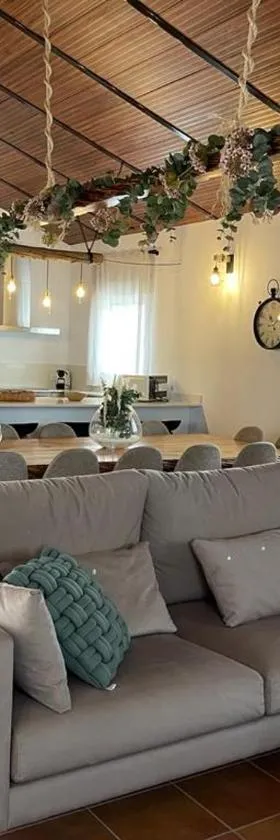 Casa rural La Alcaparra，位于埃希哈的酒店