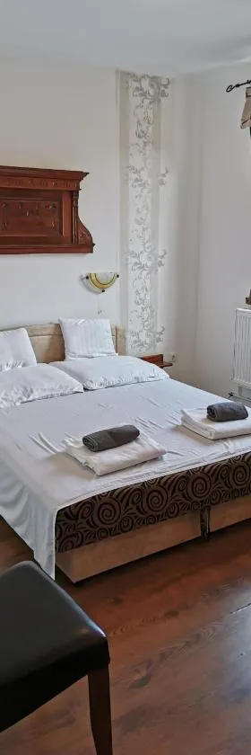 Merlot Borhotel és Látványpince，位于Edelény的酒店