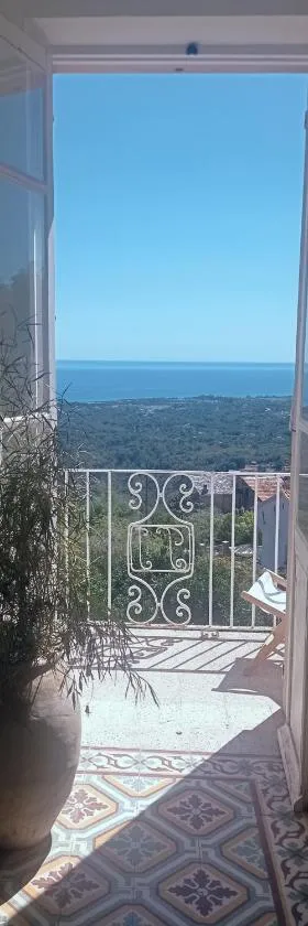 Chambres d'hôte A Caserella, Maison de village rénovée avec vue sur mer，位于Valle-di-Campoloro的酒店