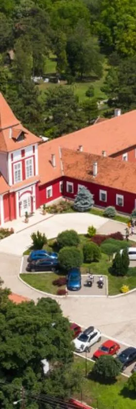 Kaštel Ečka，位于Ečka的酒店