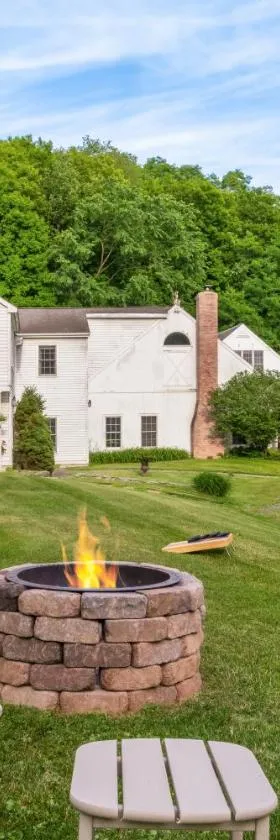 Inn at Silver Maple Farm，位于East Chatham的酒店