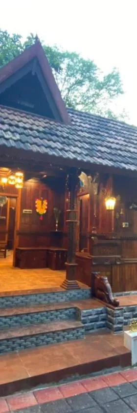 Mayoorapanjaram，位于Neyyāttinkara的酒店