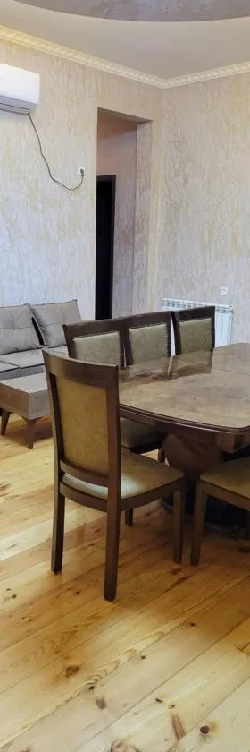guest house TSVARA，位于Vani的酒店