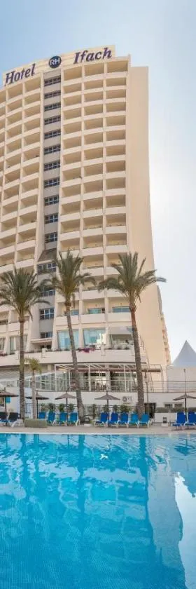 Hotel RH Ifach，位于卡尔佩的酒店