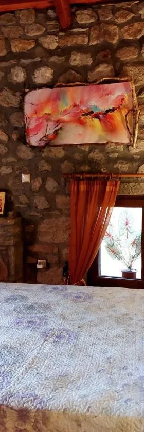 Old House Villa Moudros- Kaminia Lemnos Λήμνοs，位于Ayía Sofía的酒店