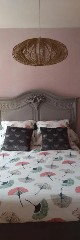 Chambre belle demeure，位于高伊斯瑙的酒店