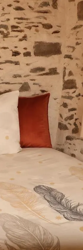 - L'abri correzien - Cœur de cité médiévale，位于Donzenac的酒店