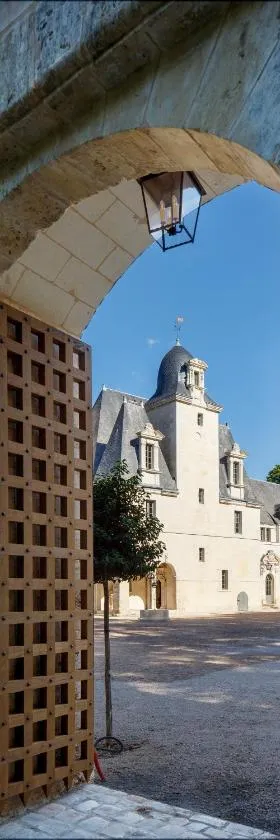 Relais & Château Louise de La Vallière，位于Reugny的酒店