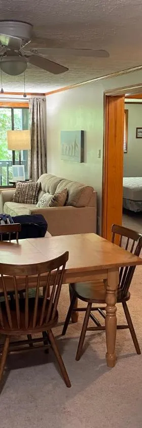 Blue Knob (2/Bedroom, 2/Bathroom Condo)，位于Claysburg的酒店