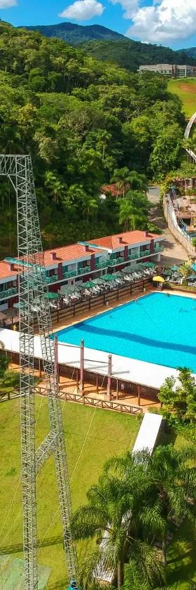 Villa di Acqua Hotel Parque Cascanéia，位于布卢梅瑙的酒店