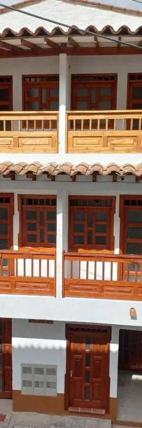 Apartamentos con estacionamiento cerca al parque，位于Támesis的酒店