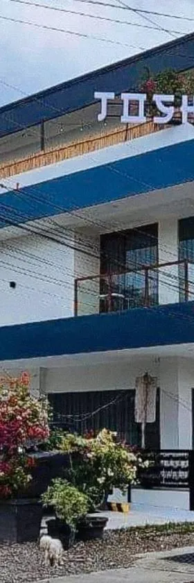 RedDoorz Plus @ Toshiko Boutique Hotel Koronadal City，位于Koronadal的酒店