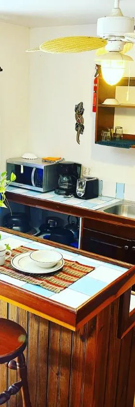 Seabreeze Inn，位于西区的酒店