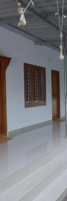 Breezeinn，位于Ramakkalmedu的酒店
