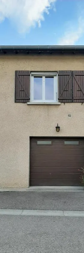 La maison des Bananiers，位于Bas-en-Basset的酒店