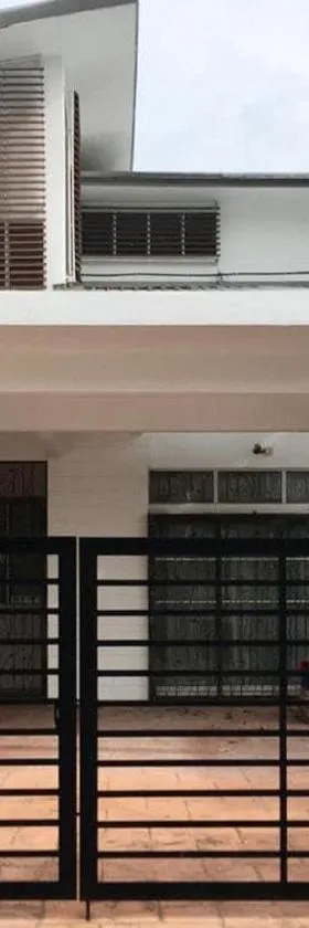 KUL Rest House，位于Labu的酒店