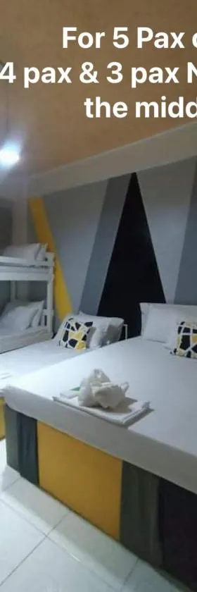 DJCI Apartelle Walk to Robinson & NE Pacific Mall 3 Min to SM Cabanatuan，位于甲万那端的酒店