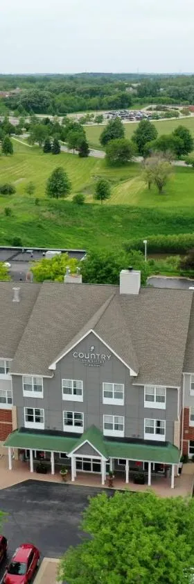 卡尔森水晶湖江山旅馆，位于克里斯特尔莱克的酒店