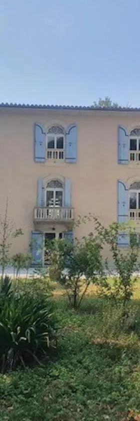 Domaine de ferrabouc，位于Mas-Saintes-Puelles的酒店