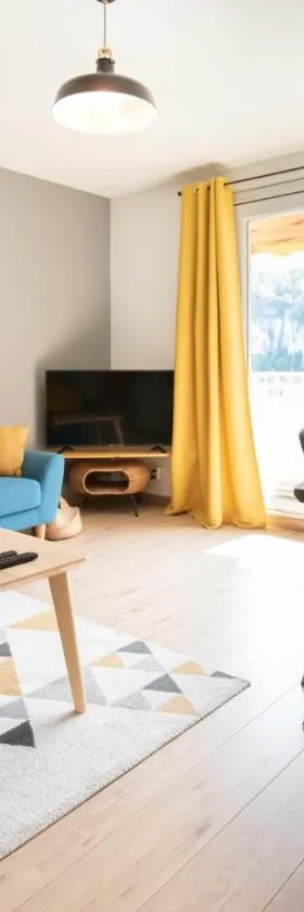 Appartement du Vercors - 3 Bedrooms Parking Free Netflix，位于方黛涅的酒店