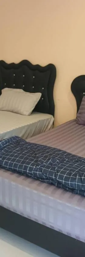 Pornsomkit room，位于Ban Ai Hit的酒店