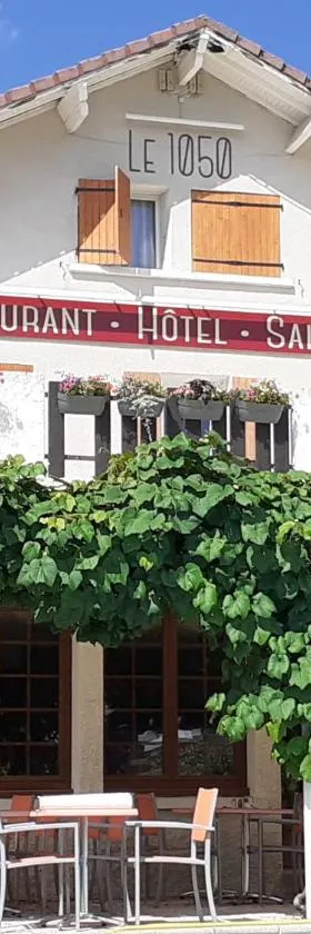 Logis Hôtel Restaurant Le 1050，位于圣阿格雷夫的酒店