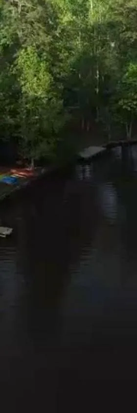 奥科尼湖畔山林小屋，位于Eatonton 的酒店
