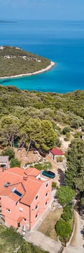 Apartments with a parking space Cunski, Losinj - 7867，位于康斯基的酒店
