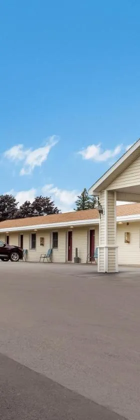 Malone Inn，位于Malone的酒店