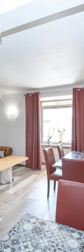 HOTEL DES VOYAGEURS，位于Pont-de-Roide的酒店