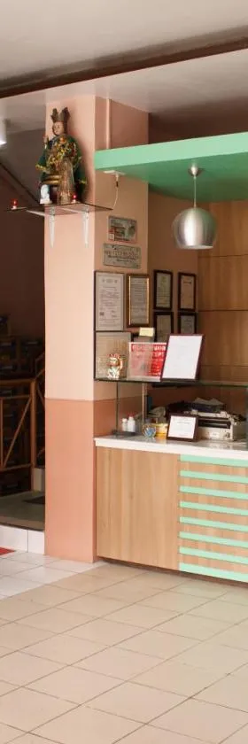 马阿辛GV酒店，位于Maasin的酒店